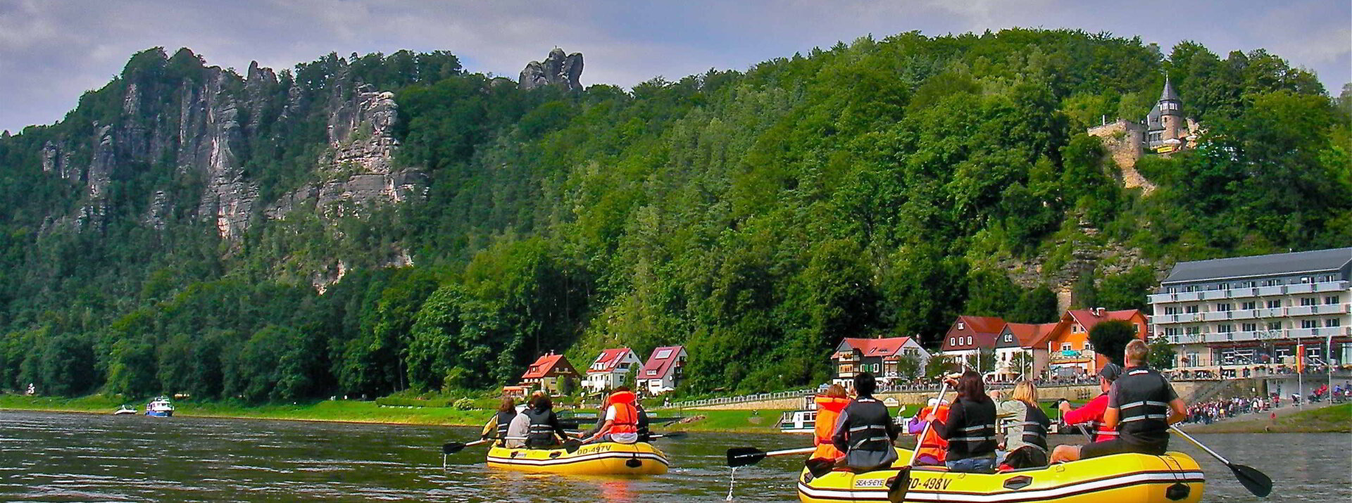 Schlauchboottour auf der Elbe: mit dem Schlauchboot auf der Elbe, Quelle: Elbe Adventure