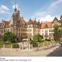 Kulturrevolution im Dresdner Residenzschloß: Dresdner Residenzschloß frontal