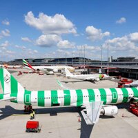 Flughafen-Modellschau und Vorfeld-Rundfahrt am Hamburg Airport: Hamburger Flughafen - Vorfeldrundfahrt und Modells